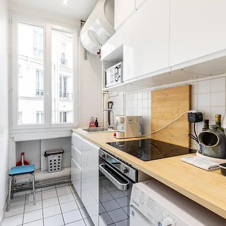 Guestready- Modern Comfort Near Parc Monceau For 6 Paris